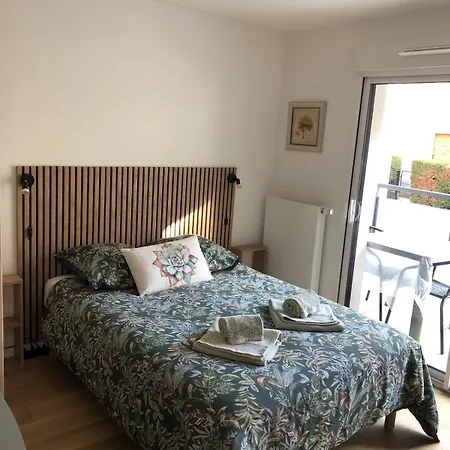 33m2 Avec Terrasse En Centre Εξ Λε Μπαν