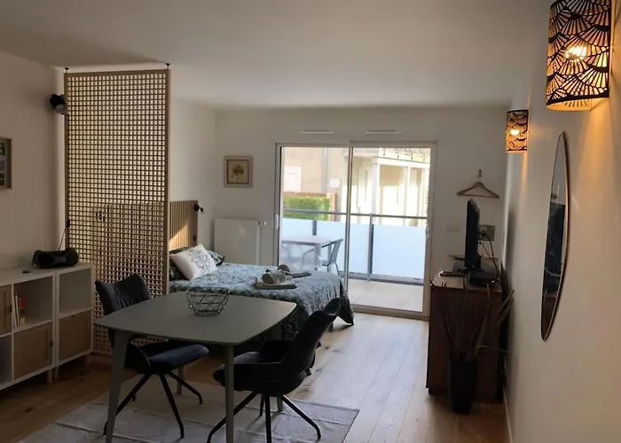 33m2 Avec Terrasse En Centre *