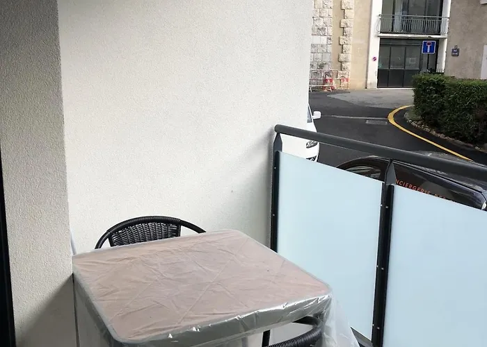 33m2 Avec Terrasse En Centre *