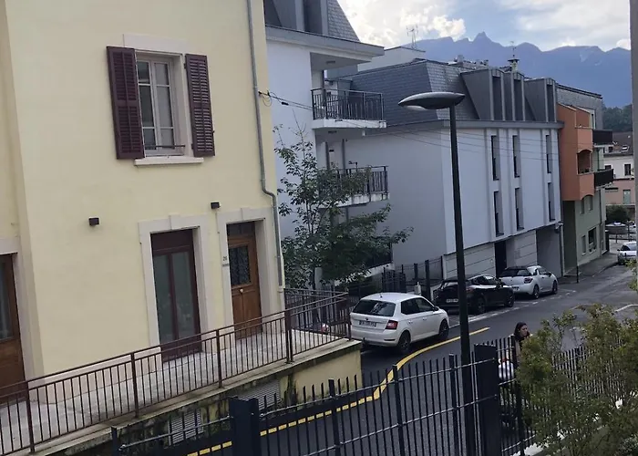 33m2 Avec Terrasse En Centre Apartment *