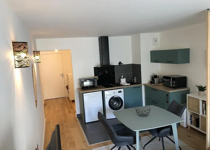 33m2 Avec Terrasse En Centre *